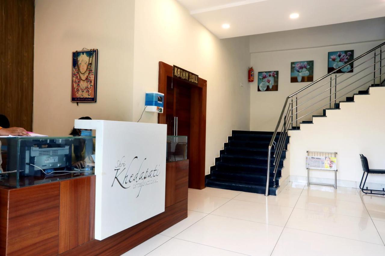Hotel Shri Khedapati International Dewas Экстерьер фото