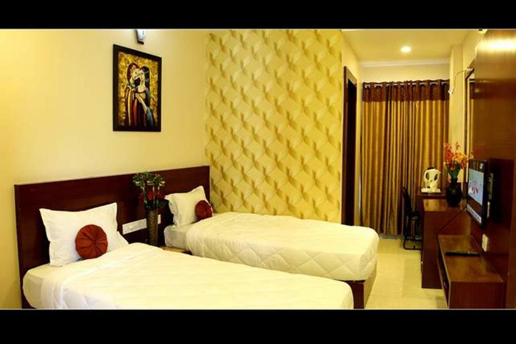 Hotel Shri Khedapati International Dewas Экстерьер фото