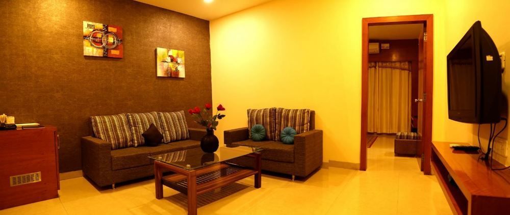 Hotel Shri Khedapati International Dewas Экстерьер фото