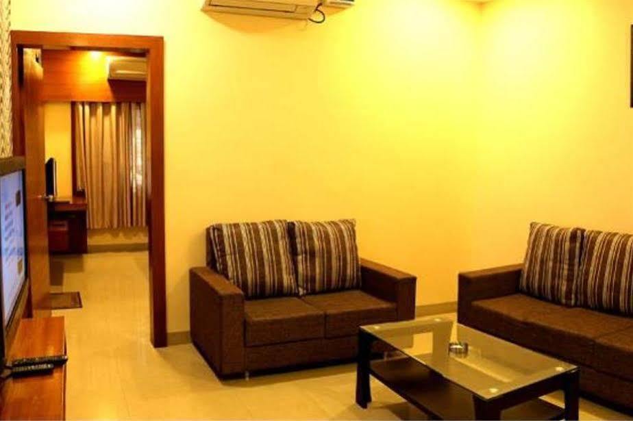 Hotel Shri Khedapati International Dewas Экстерьер фото