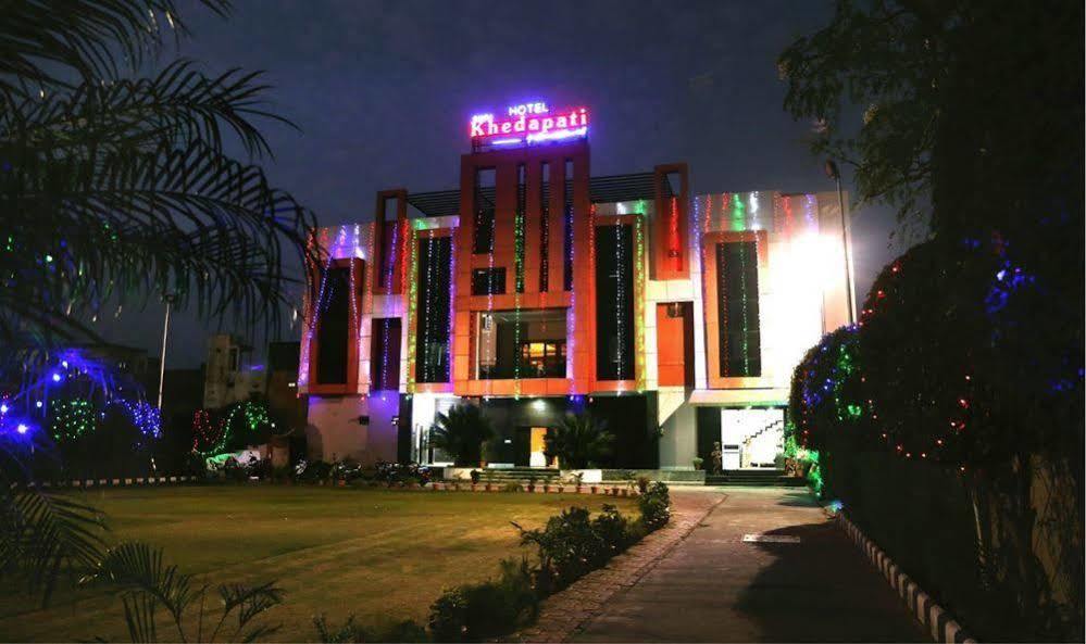 Hotel Shri Khedapati International Dewas Экстерьер фото