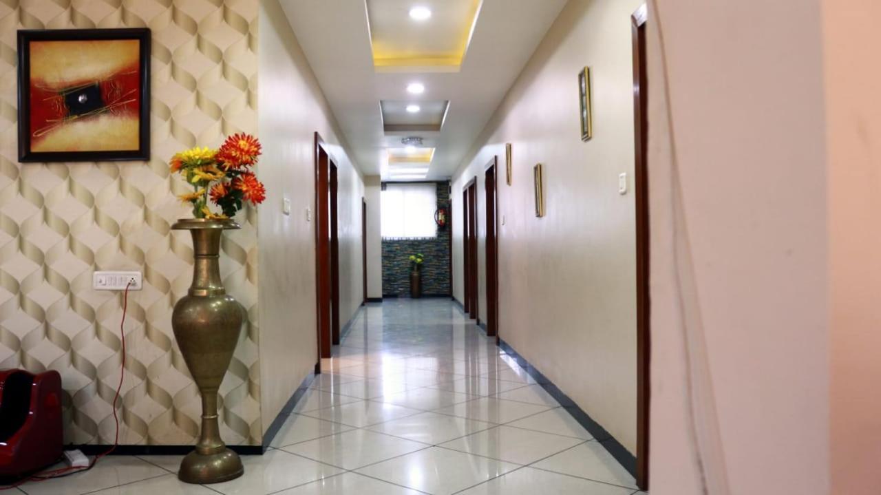 Hotel Shri Khedapati International Dewas Экстерьер фото